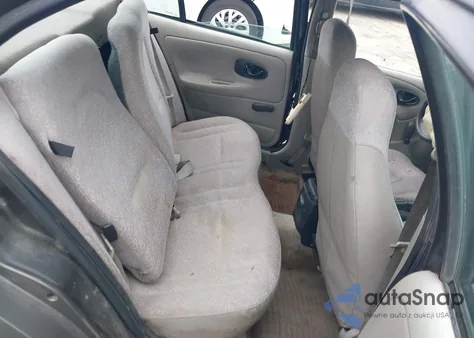 2001 Saturn Sl1 from USA, damaged, VIN 1G8ZH52861Z207239